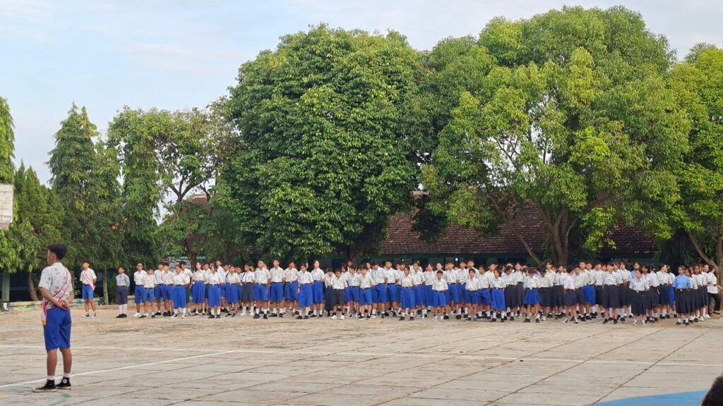 SMP Xaverius Kotabumi Laksanakan Upacara Peringatan Hari Anak Nasional 2026